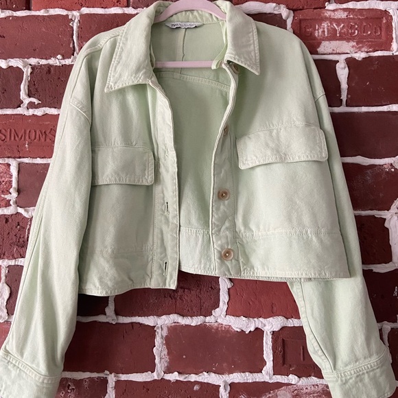 Zara Jackets & Blazers - Zara Green Cropped Light Jacket